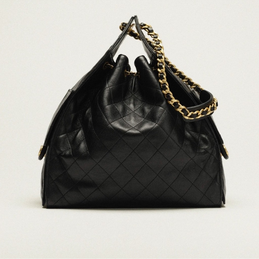 NEW✨ Chanel 25 Leather Hobo Bag Medium - Black - Picture 9 of 15